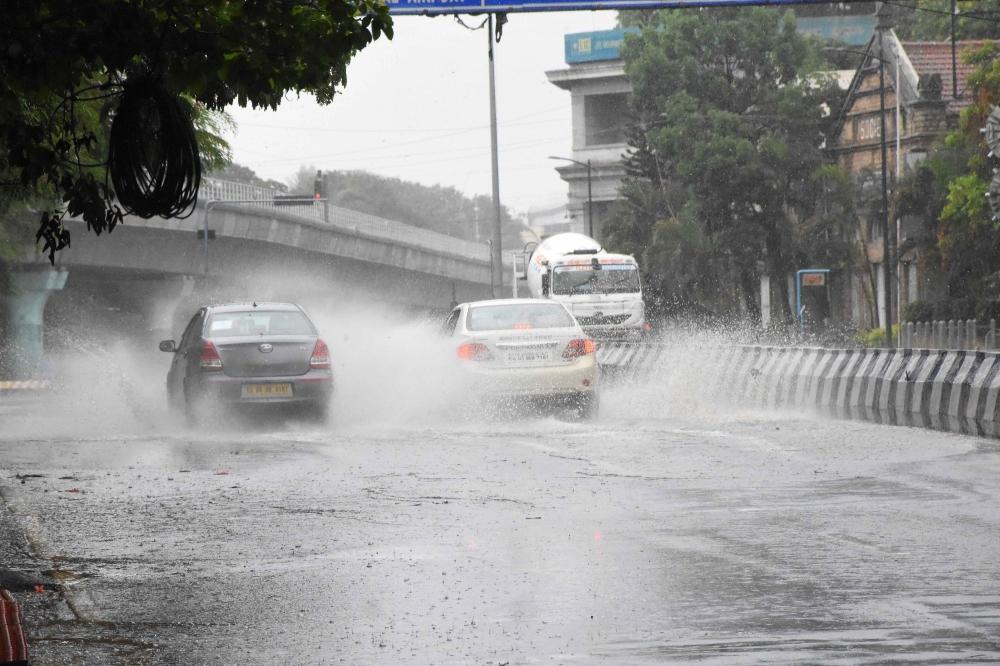 The Weekend Leader - Death toll mounts to 9 as rain plays havoc in Karnataka